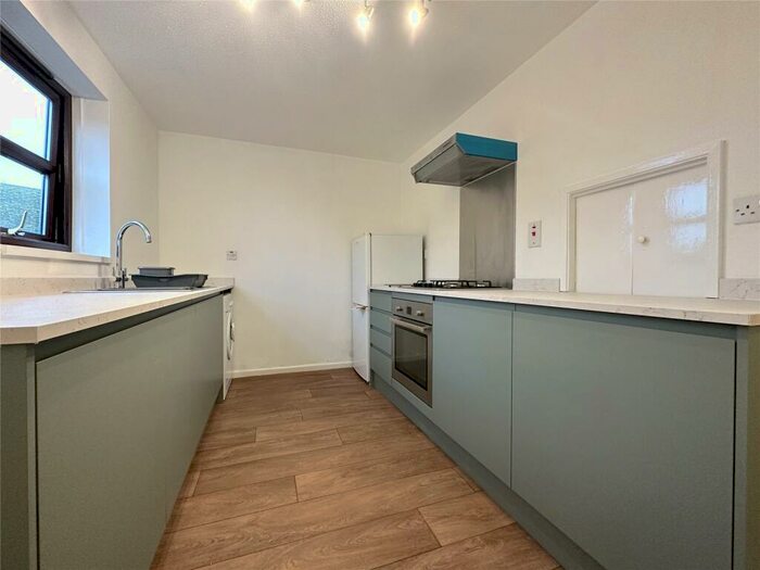 2 Bedroom Apartment To Rent In Exeter, Devon, EX2