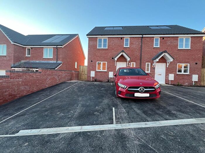 3 Bedroom Semi-Detached House To Rent In Gadwall Court, Dawlish, EX7