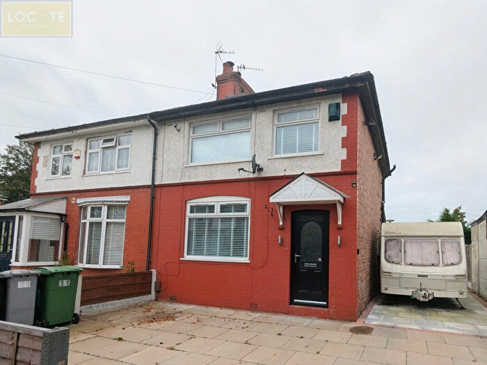 3 Bedroom Semi-Detached House For Sale In Ciss Lane, Urmston, M41