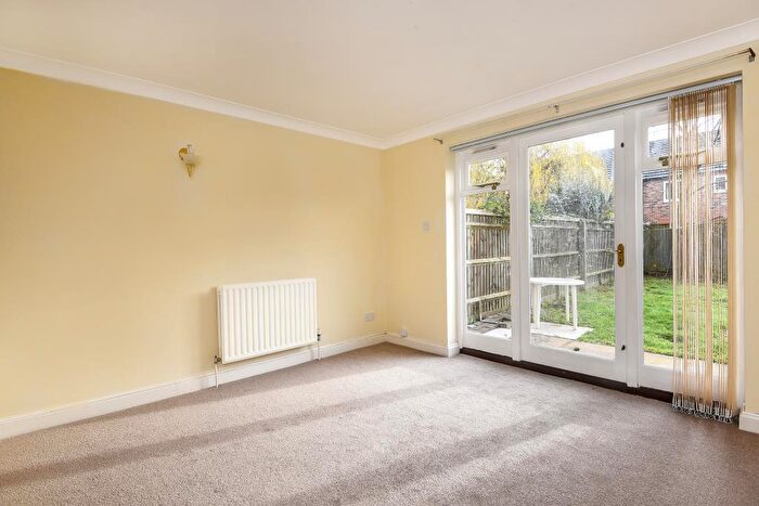 2 Bedroom Terraced House To Rent In Abingdon, Oxfordshire, OX14