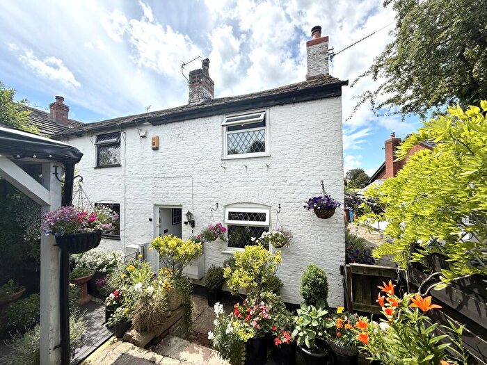 1 Bedroom Cottage For Sale In Lower Fold Cottage, Stockport, SK6