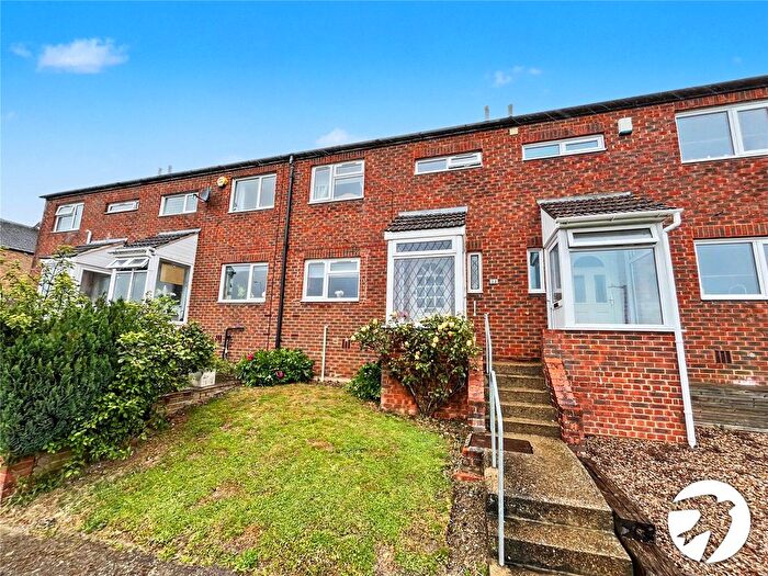 3 Bedroom Terraced House For Sale In Ryde Close, Chatham, Kent, ME5