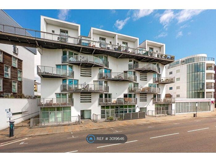 2 Bedroom Flat To Rent In Greendyke St, Glasgow, G1