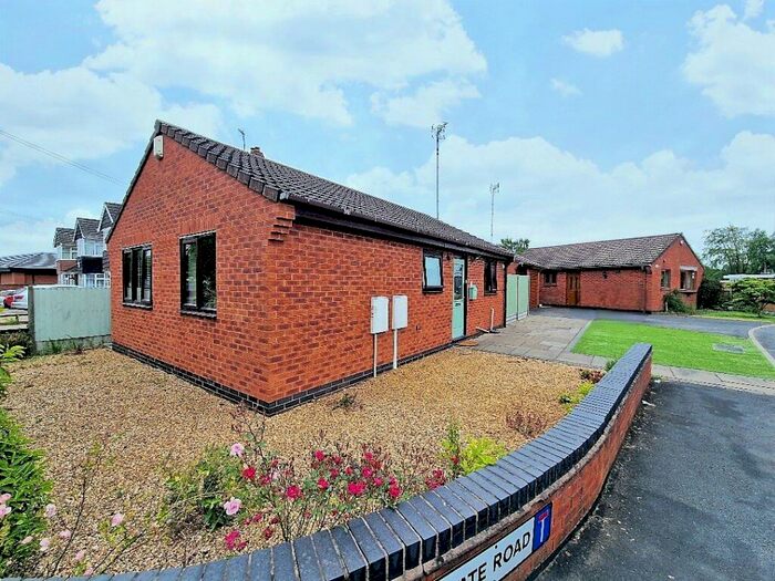 2 Bedroom Bungalow For Sale In The Tea Garden, Bedworth, Warwickshire, CV12