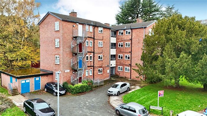 2 Bedroom Apartment For Sale In Torrington Drive, Thingwall, Wirral, CH61