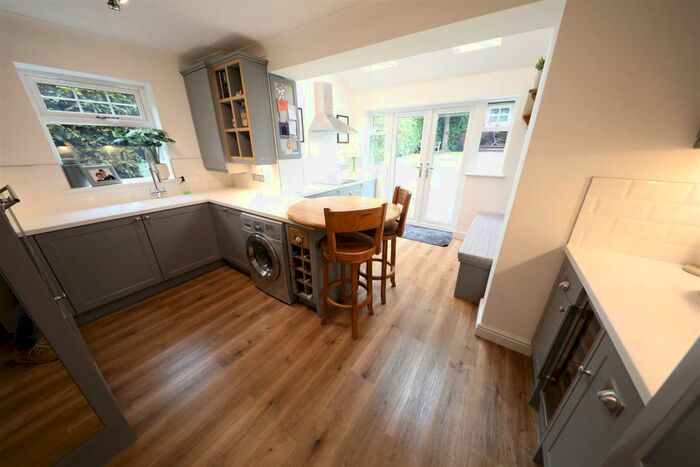 4 Bedroom Detached House For Sale In St. Marys Close, Hessle, HU13