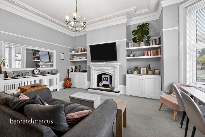 1 Bedroom Apartment To Rent In Clarendon Road, Wallington, SM6