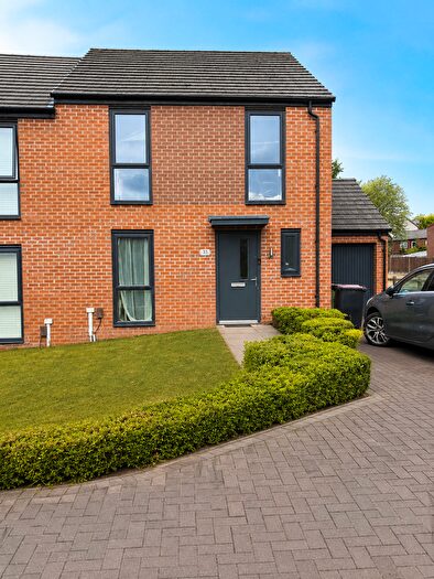 3 Bedroom Semi-Detached House To Rent In Ashley Way, Telford, TF4