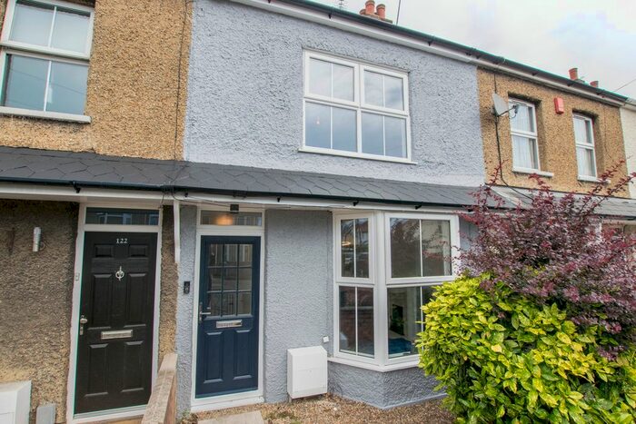 4 Bedroom Terraced House To Rent In Rye Road, Hoddesdon, EN11