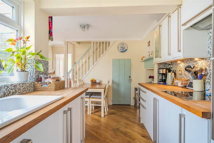 2 Bedroom End Of Terrace House For Sale In North Street, Headcorn, Ashford, TN27