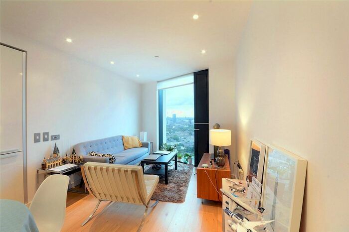 2 Bedroom Flat To Rent In Walworth Road, Elephant And Castle, London, SE1