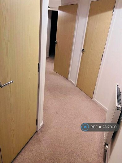 2 Bedroom Flat To Rent In Countess Way, Broughton, Milton Keynes, MK10