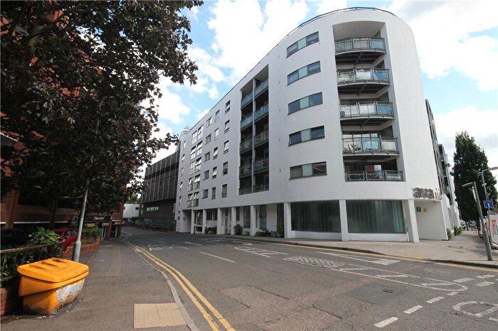 2 Bedroom Apartment To Rent In The Bittoms, Kingston Upon Thames, KT1