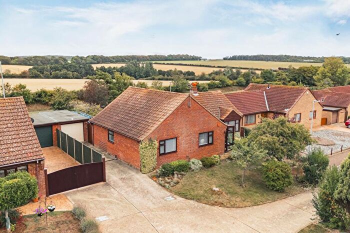 3 Bedroom Detached Bungalow For Sale In Hunstanton, PE36