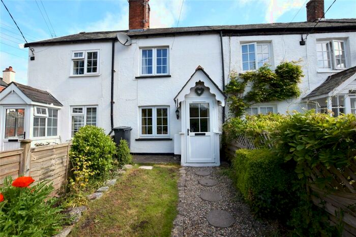 2 Bedroom Cottage To Rent In Longmeadow Road, Lympstone, Exmouth, EX8