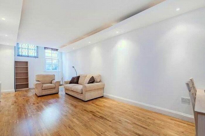 1 Bedroom Flat To Rent In Weymouth Mews, London, W1G