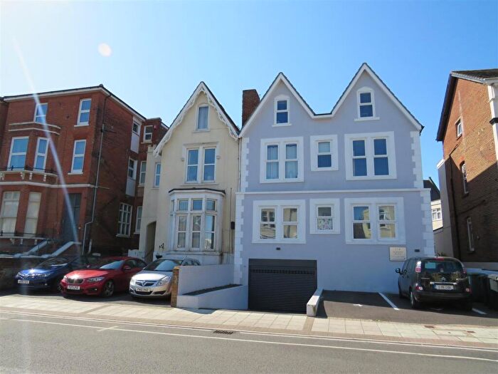2 Bedroom Flat To Rent In Granada Road, Southsea, PO4