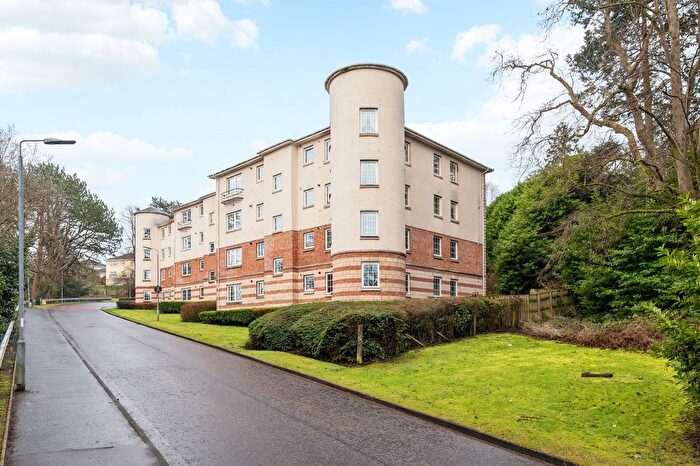 3 Bedroom Flat For Sale In /, Silver Birch Wynd, Port Glasgow, PA14
