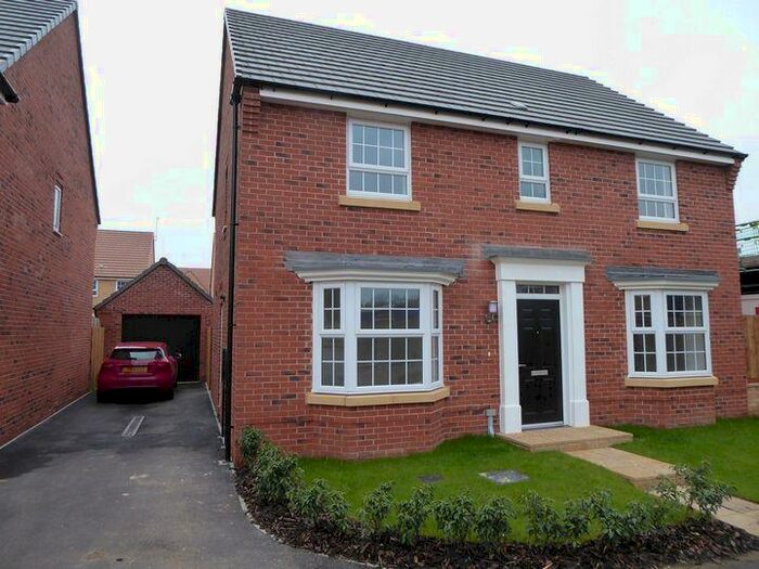 4 Bedroom Detached House To Rent In Sherwood Close, Hurst Lane, Auckley, DN9
