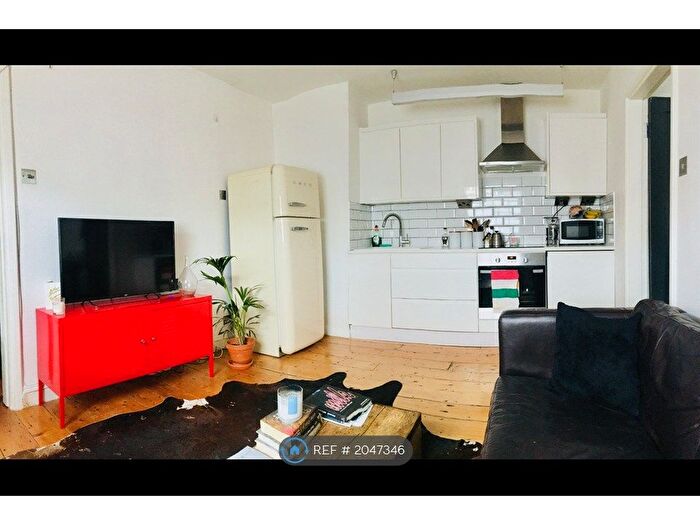 1 Bedroom Flat To Rent In Cressy Place, London, E1