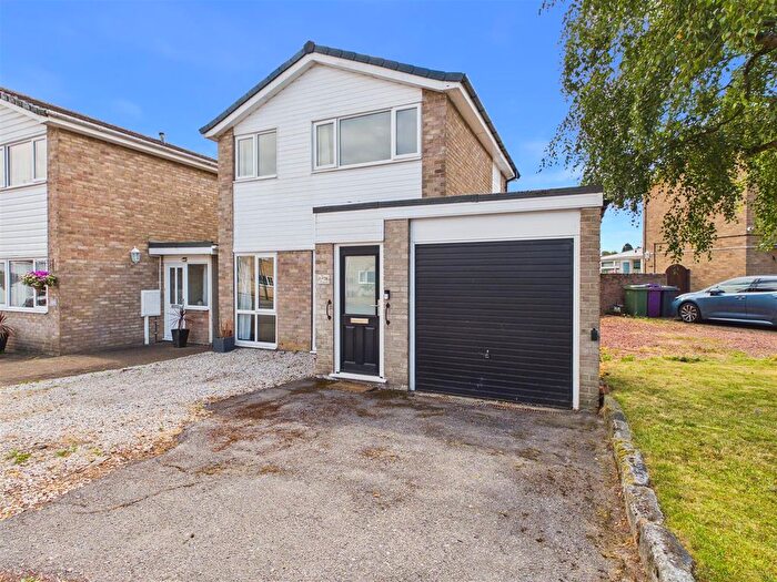 3 Bedroom Detached House For Sale In Coniston Road, Dronfield Woodhouse, Dronfield, S18