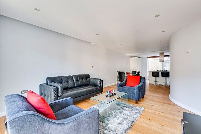 2 Bedroom Flat To Rent In Cornwall House, Marylebone, NW1