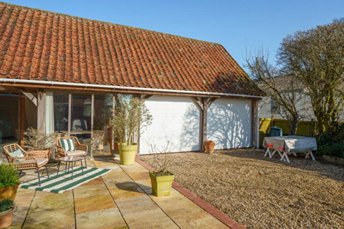 6 Bedroom Farm House For Sale In Whipps Lane, Fundenhall, NR16