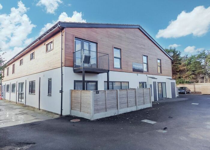 1 Bedroom Flat To Rent In Oxford Road, Abingdon, Oxfordshire, OX13