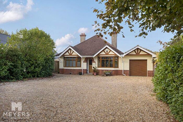 4 Bedroom Bungalow For Sale In Moorlands Road, West Moors, BH22