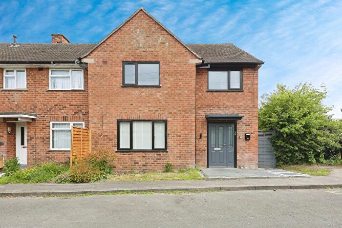 4 Bedroom End Of Terrace House For Sale In Temple Avenue, Balsall Common, Coventry, CV7