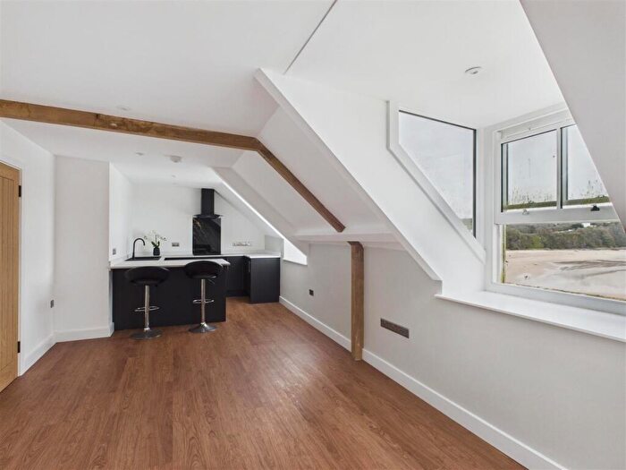 2 Bedroom Apartment For Sale In Sparta House, Crackwell Street, Tenby, SA70