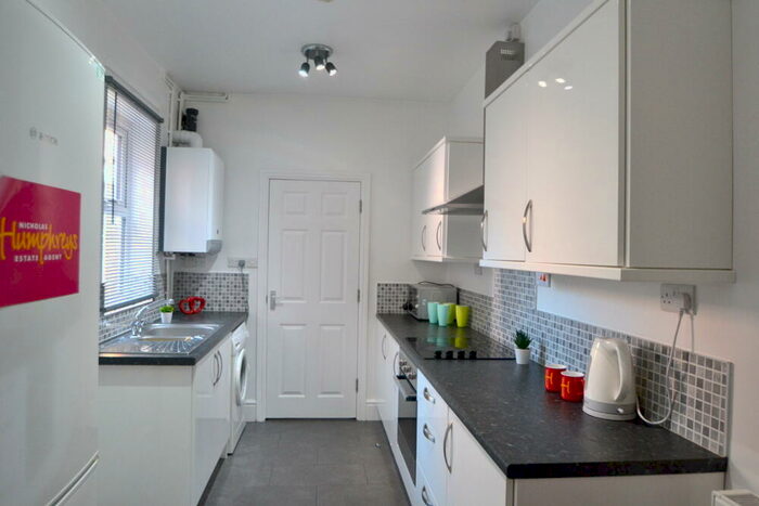 5 Bedroom Detached House To Rent In Watkin Street, City Centre, Nottingham, NG3