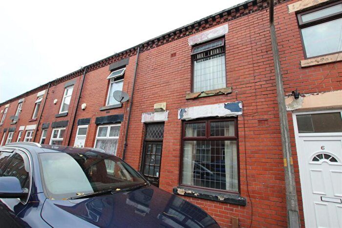 2 Bedroom Terraced House For Sale In Uttley Street, Bolton, BL1