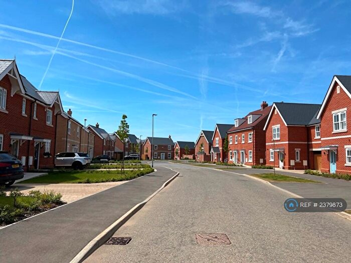 3 Bedroom Detached House To Rent In Mandarin Way, Colchester, CO4