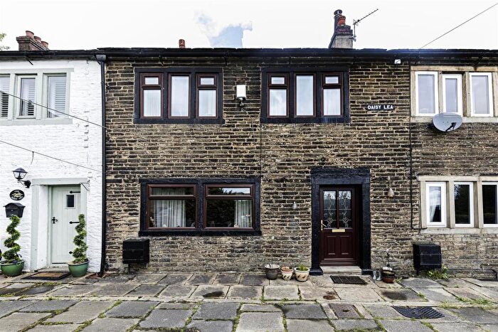 2 Bedroom Terraced House For Sale In Daisy Lea, Outlane, Huddersfield, HD3