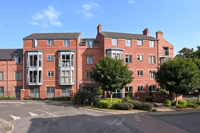 2 Bedroom Flat For Sale In Cardinal Court, Bishophill, York, YO1