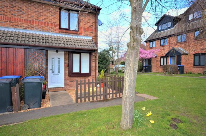 1 Bedroom Terraced House To Rent In Maypole Road, Burnham, Slough, SL6