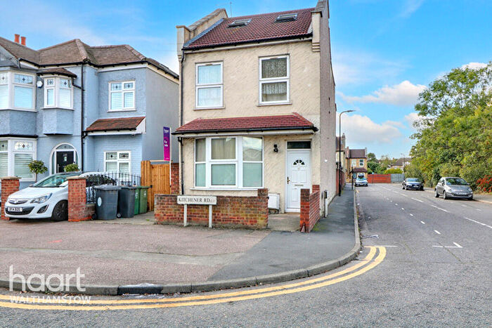5 Bedroom Detached House For Sale In Kitchener Road, London, E17