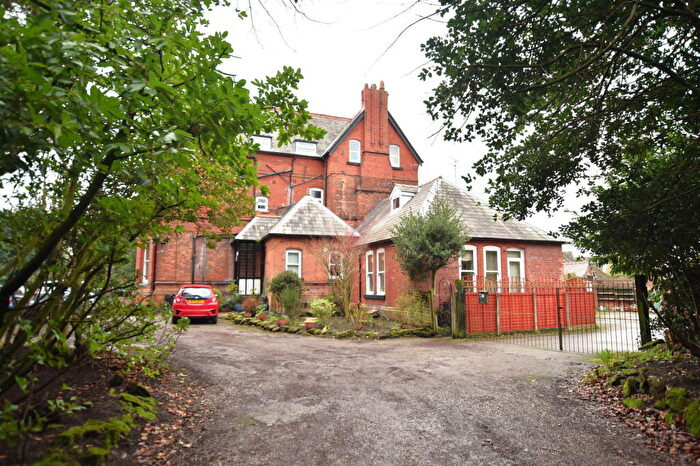 2 Bedroom Apartment For Sale In Wexford Road, Prenton, CH43