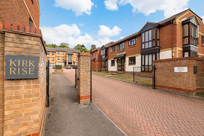1 Bedroom Apartment For Sale In Kirk Rise, Sutton, SM1