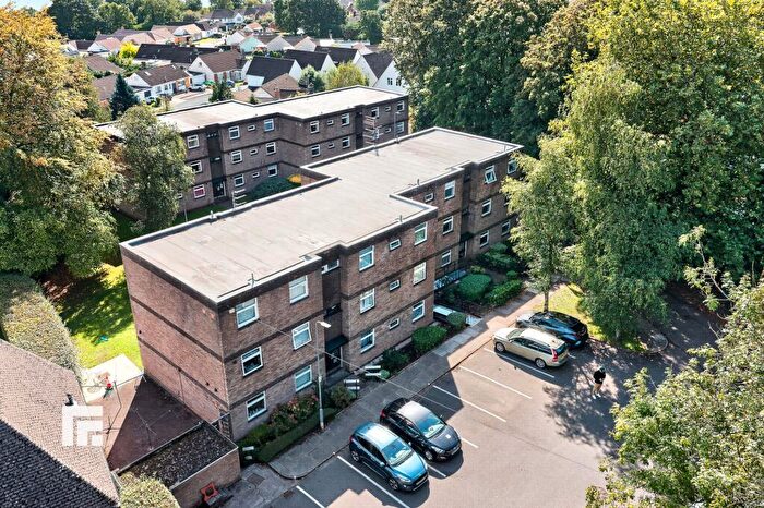 2 Bedroom Flat For Sale In Marion Court, Lisvane Road, Llanishen, CF14