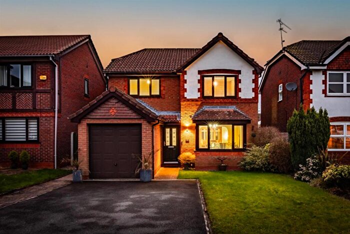 4 Bedroom Detached House For Sale In Pulford Close, Kingsmead, CW9