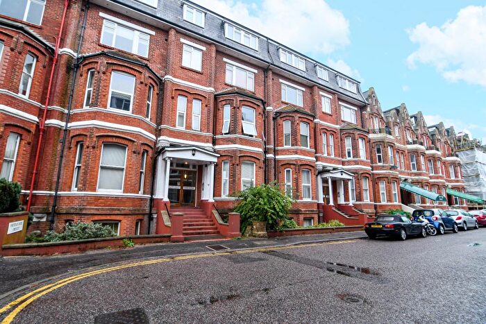 Studio To Rent In Durley Gardens, Bournemouth, BH2