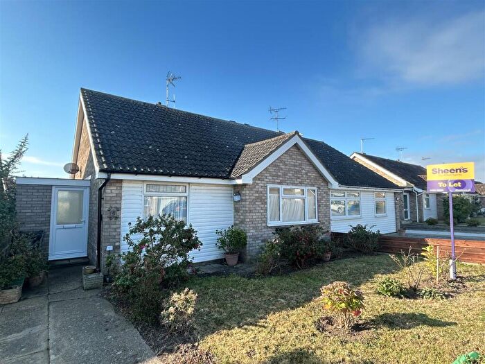 2 Bedroom Semi-Detached Bungalow To Rent In Gatefield Close, Walton On The Naze, CO14