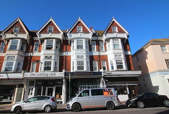 2 Bedroom Flat To Rent In South Street, Eastbourne, East Sussex, BN21