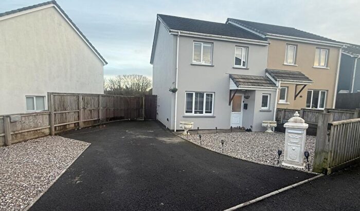 3 Bedroom Semi Detached House For Sale In Vineyard Vale, Valley Road, Saundersfoot, Pembrokeshire, SA69