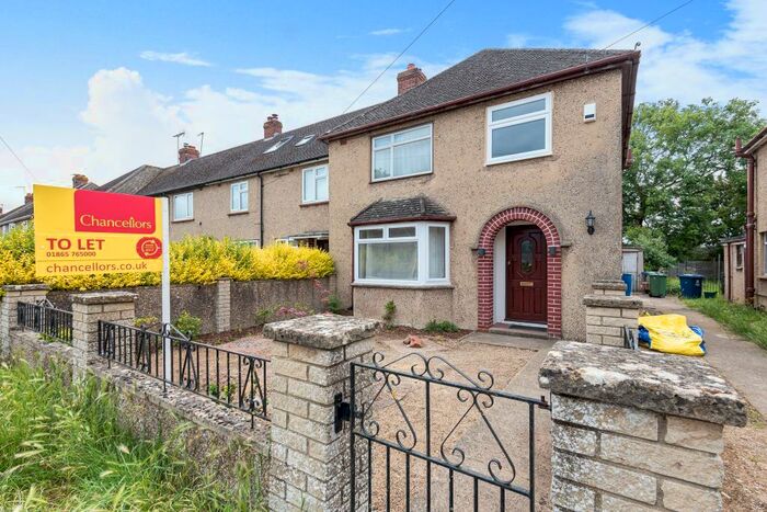 3 Bedroom Semi-Detached House To Rent In Rippington Drive, Marston, OX3