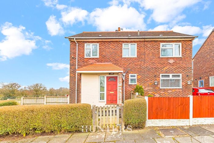 2 Bedroom Flat To Rent In Pooley Close, Middleton, M24