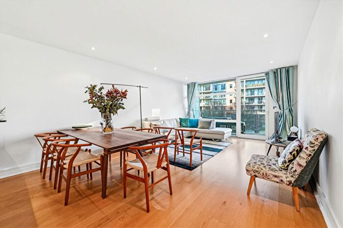 2 Bedroom Flat To Rent In Howard Building, Chelsea Bridge Wharf, London, SW11