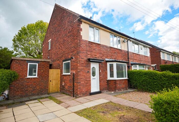 3 Bedroom Semi Detached House To Rent In Sterndale Road, Stockport, SK3